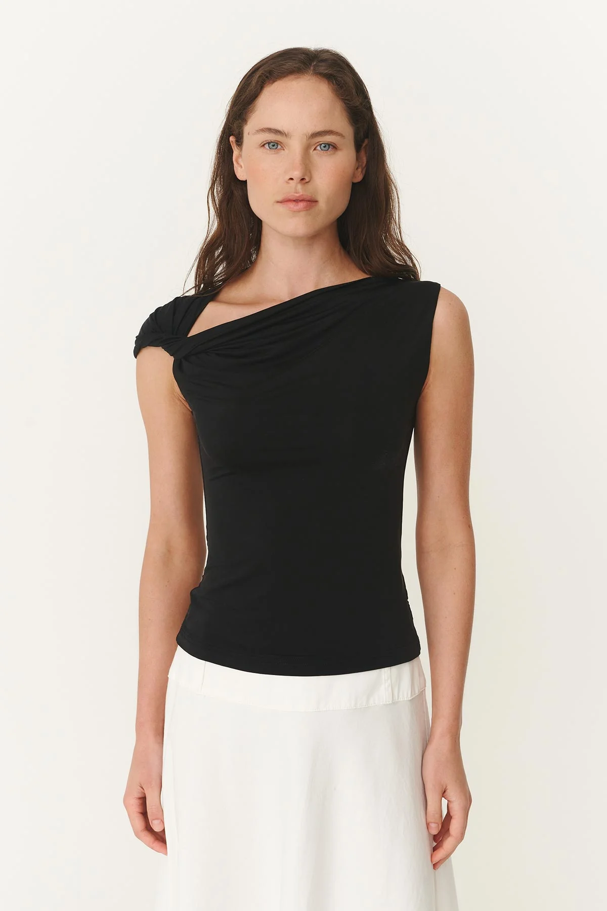 Elara Twist Top - Noir - Image 3