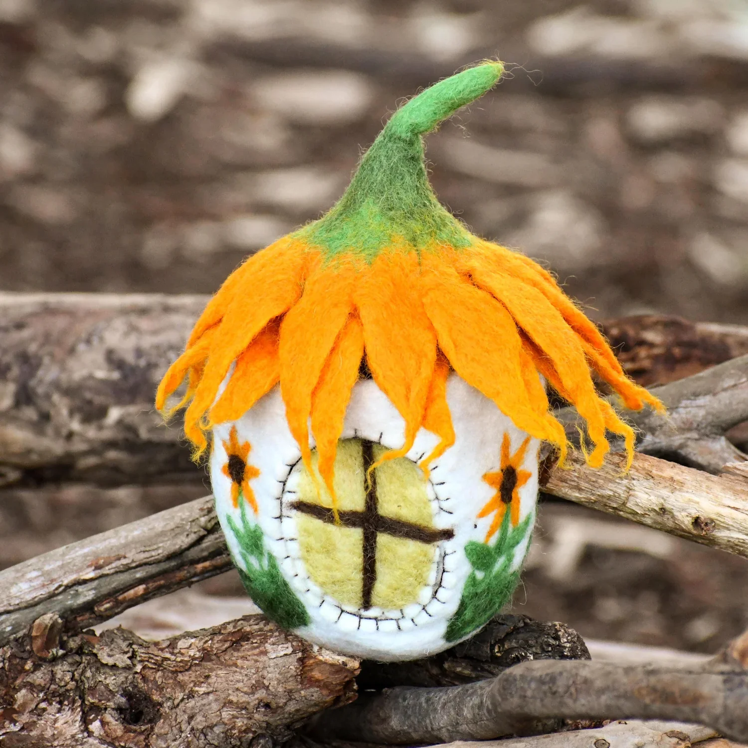 Fairies and Gnomes House - Sunflower - Image 2