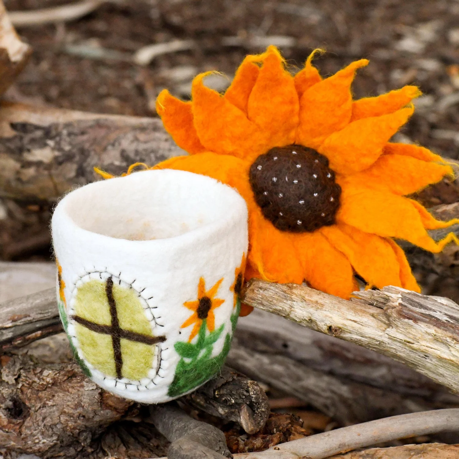Fairies and Gnomes House - Sunflower - Image 3