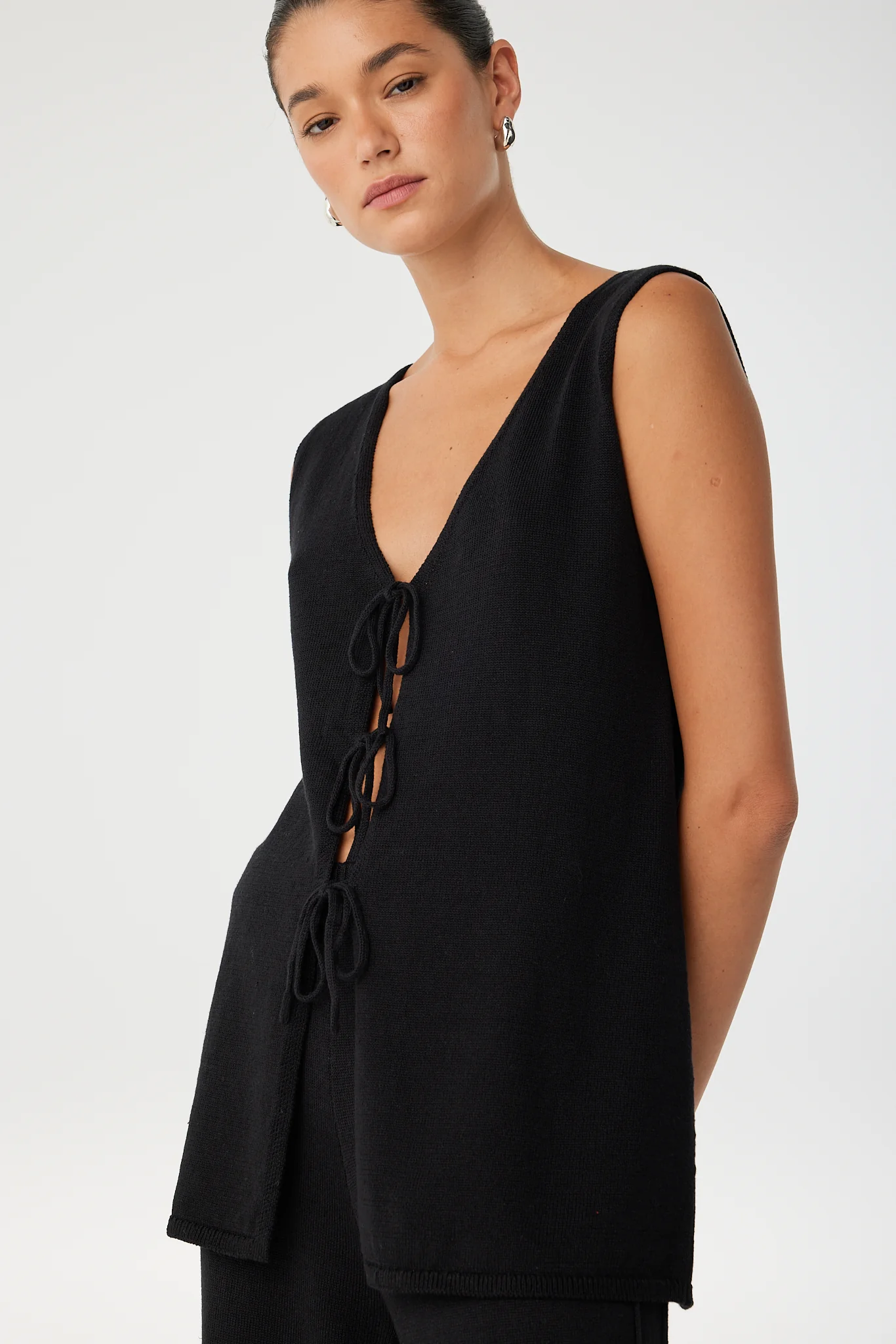 Poppy Longline Top - Black - Image 6