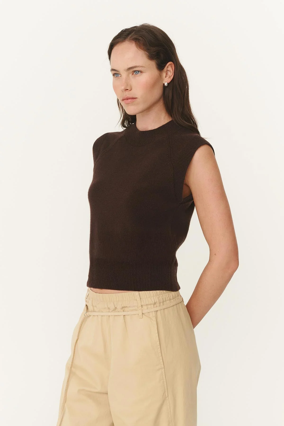 Quinn Merino Knit Vest - Dark Cocoa - Image 4