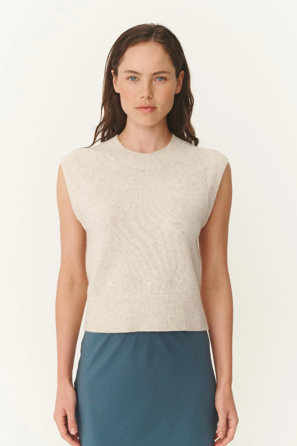 Quinn Merino Knit Vest - Oat Marle - Image 3