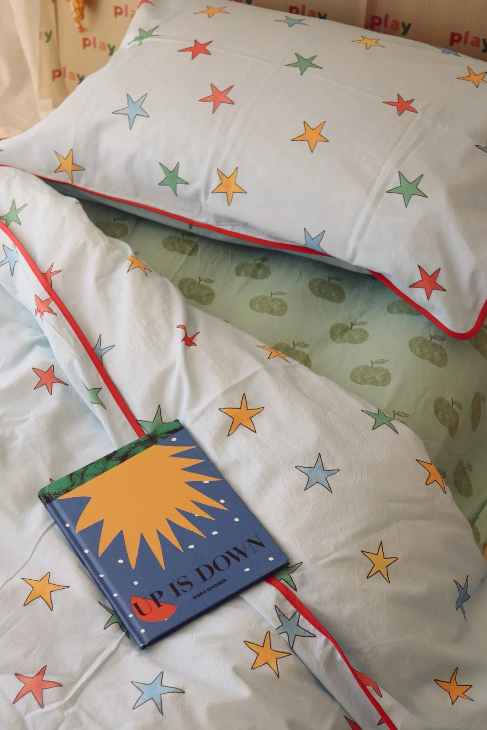 Retro Star Duvet Set - Image 3