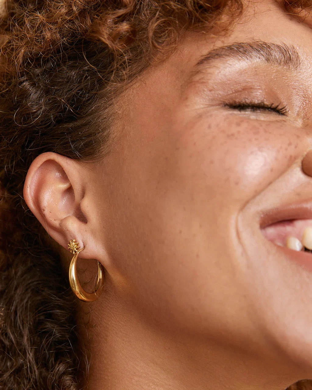 Riley Gold Hoop Earrings - Small - Image 2