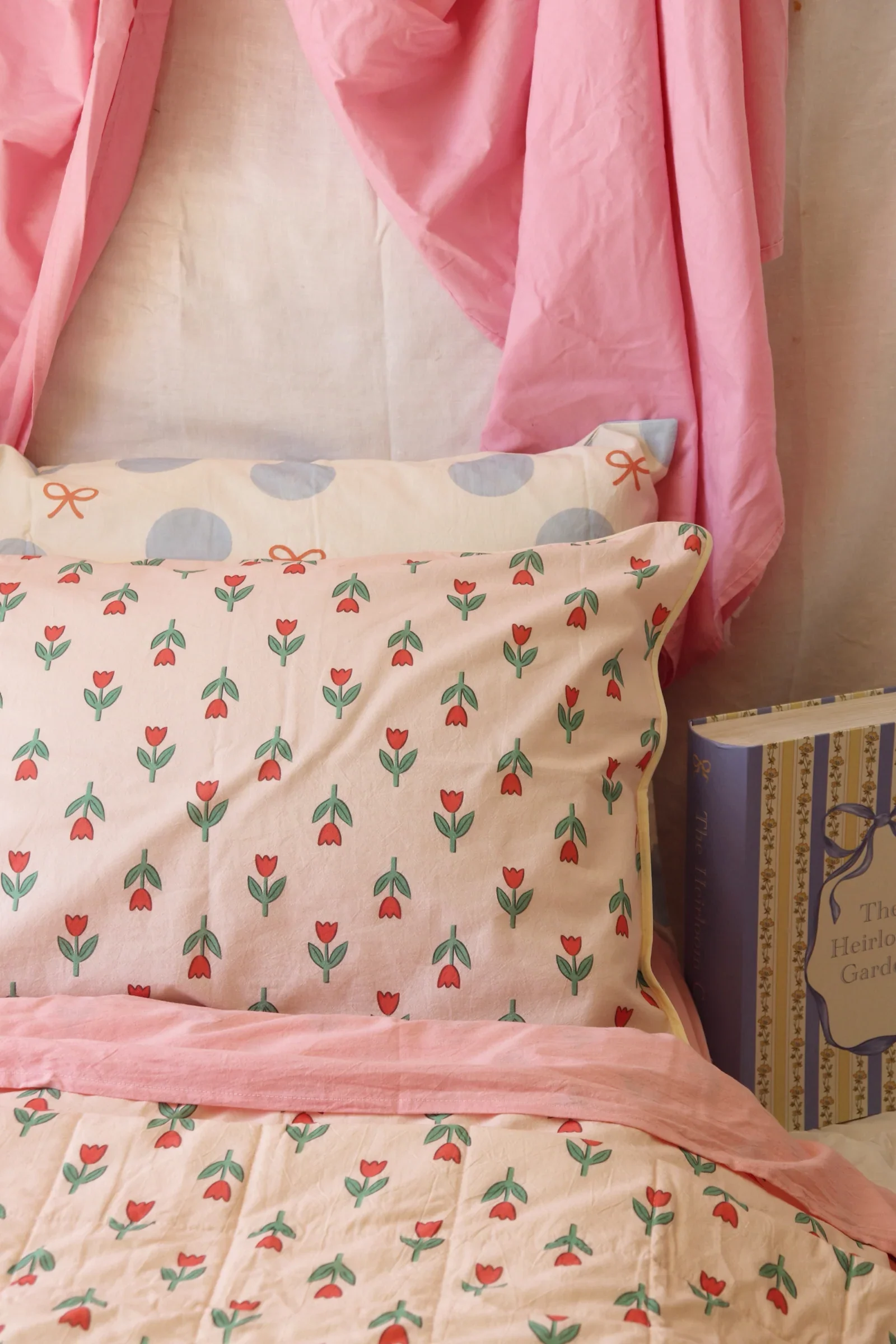 Tulip Garden Duvet Set - Image 2